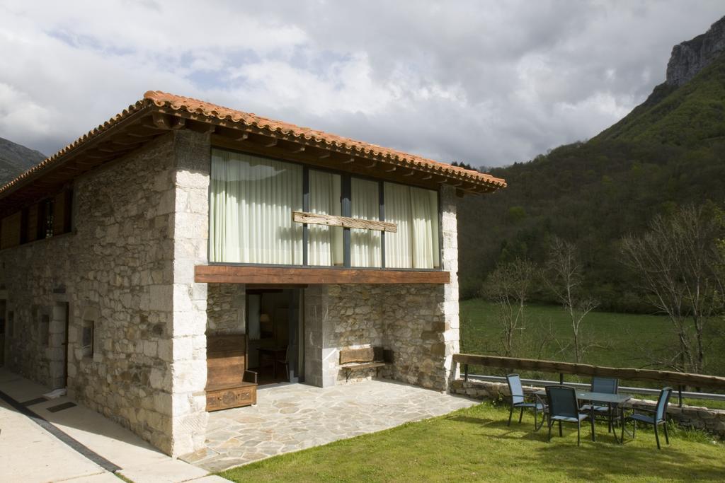 Apartamentos Rurales El Lleron Caso Exterior photo